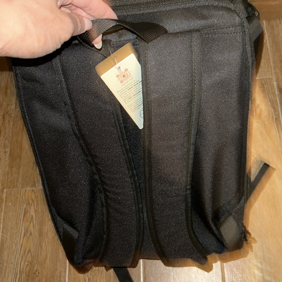 New Camera Backpack - Picture 2 of 3